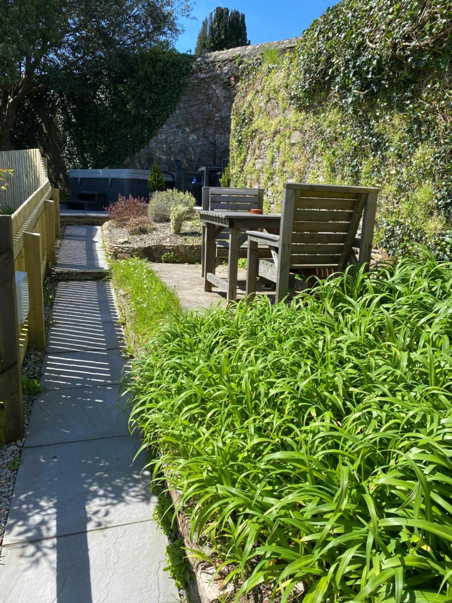 The Ivy Barn Holbeton Hotel ภายนอก รูปภาพ
